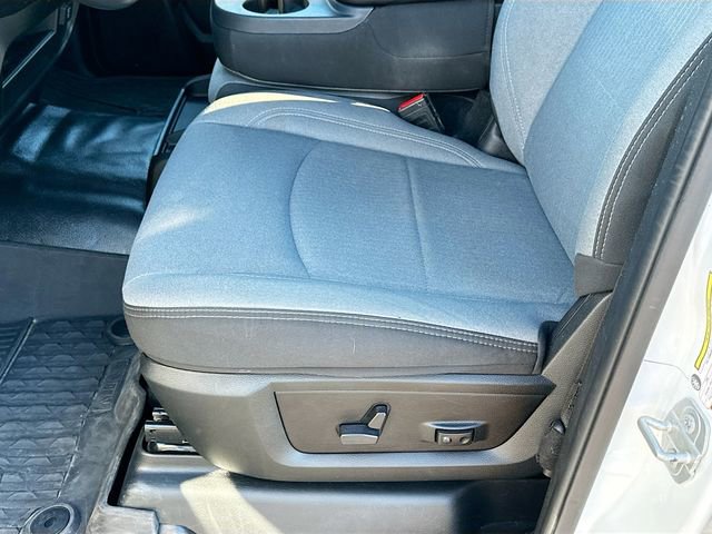 Used 2024 RAM 2500 Big Horn w/ Safety Group image 18