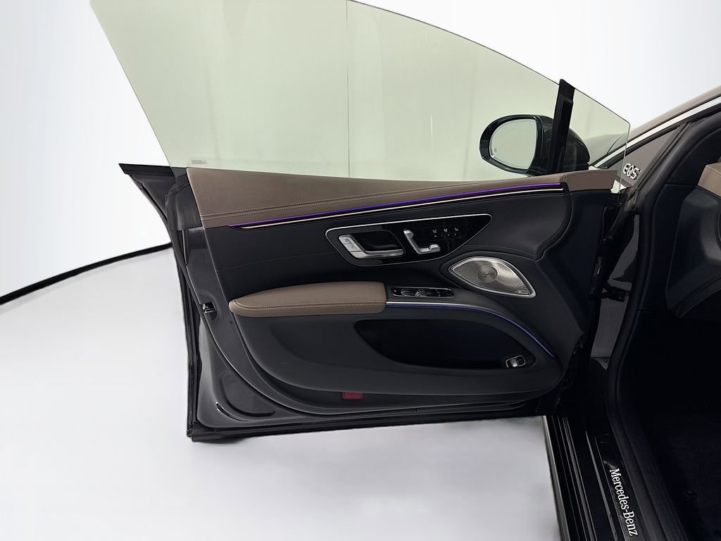 Certified 2023 Mercedes-Benz EQS 580 4MATIC Sedan image 24