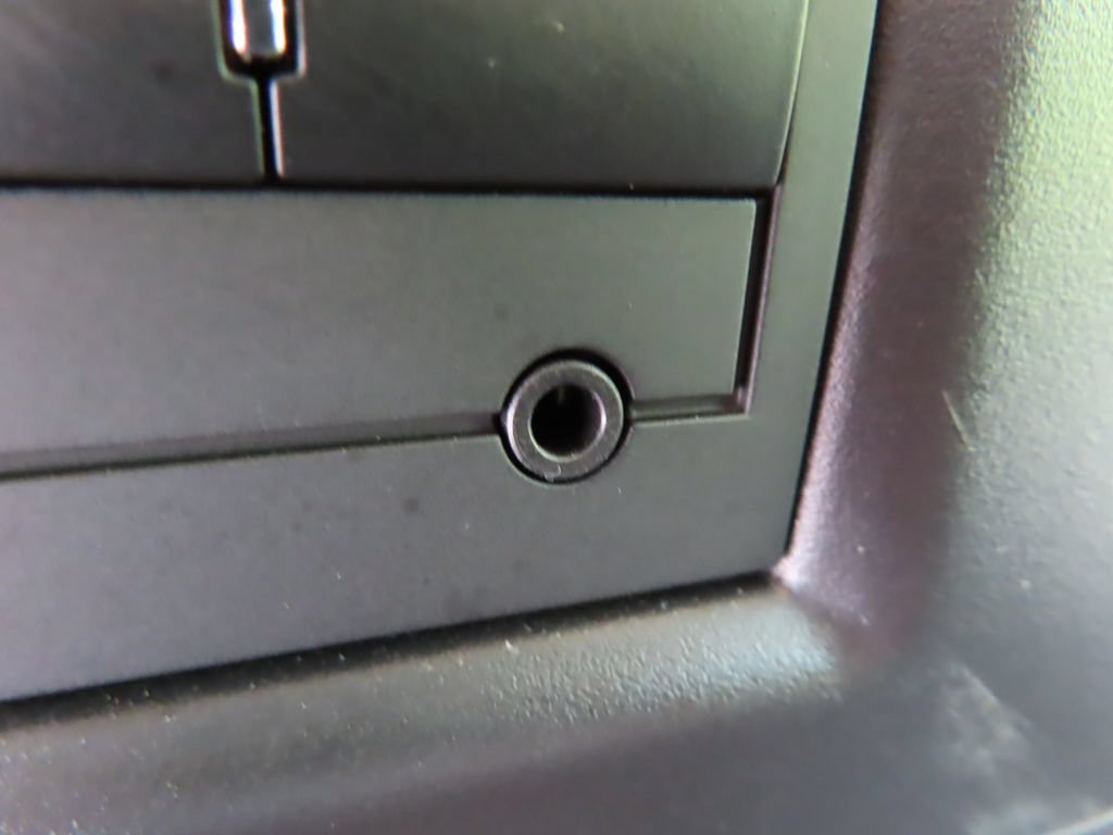 Used 2024 Chevrolet Express 2500 w/ Driver Convenience Package RWD image 7