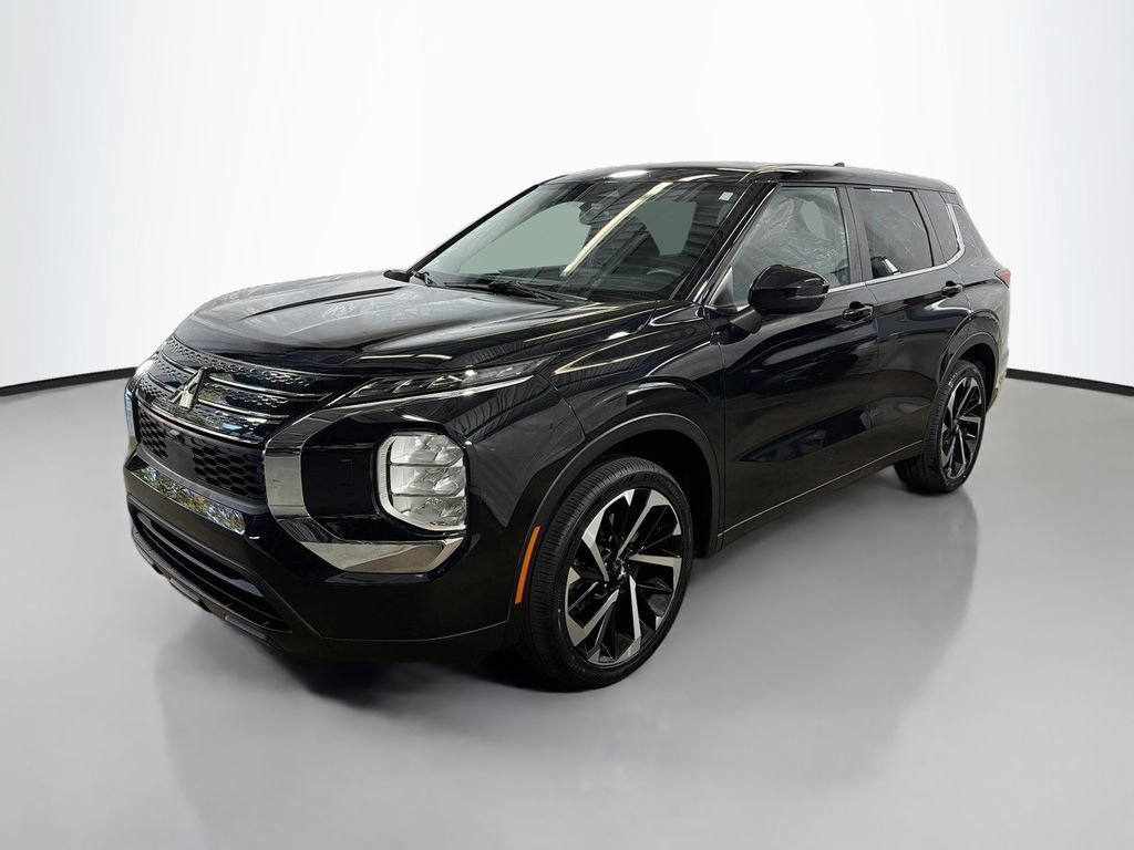 Used 2022 Mitsubishi Outlander ES AWD/4WD image 5