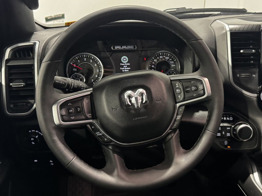 Used 2025 RAM 1500 Big Horn AWD/4WD image 4