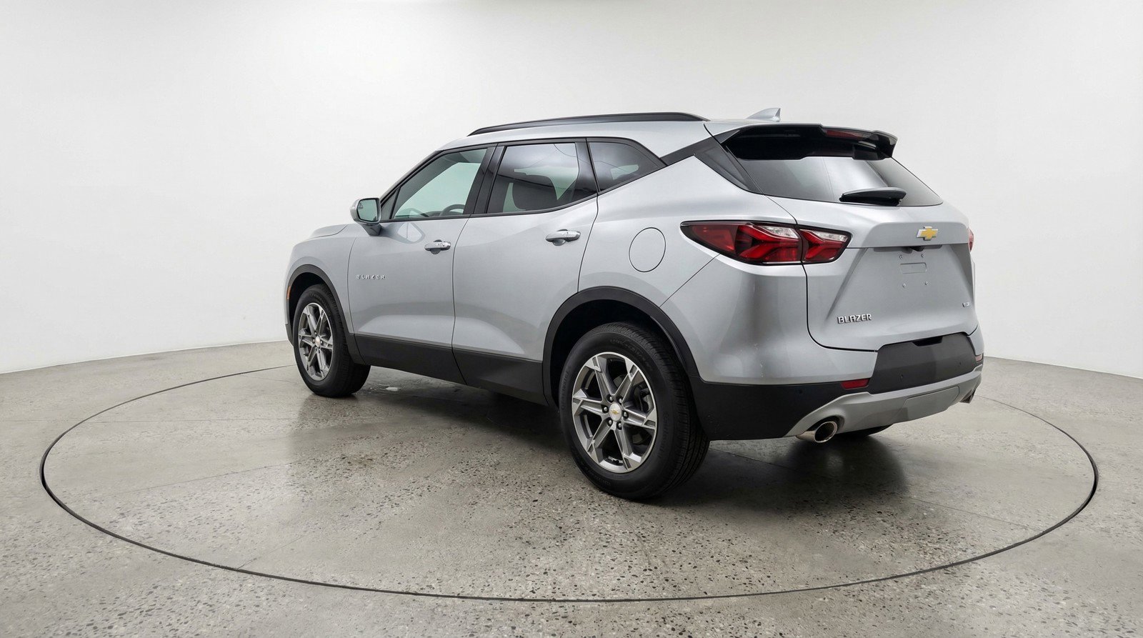 Used 2025 Chevrolet Blazer LT image 6