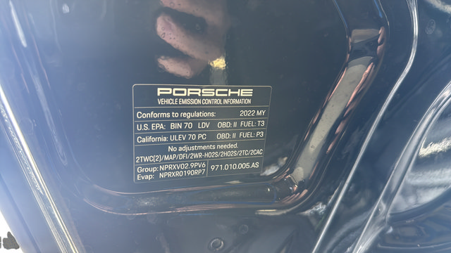 Used 2022 Porsche Panamera Platinum Edition w/ Sport Chrono Package RWD image 28