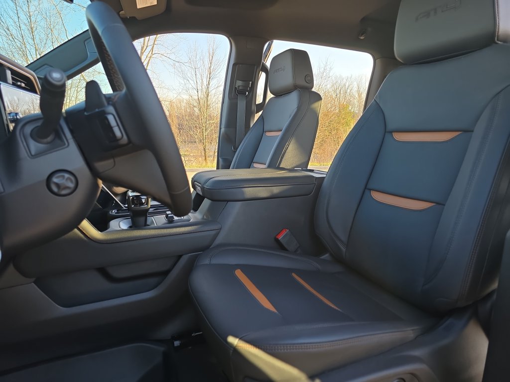 New 2026 GMC Sierra 1500 AT4 w/ AT4 Premium Package AWD/4WD image 15