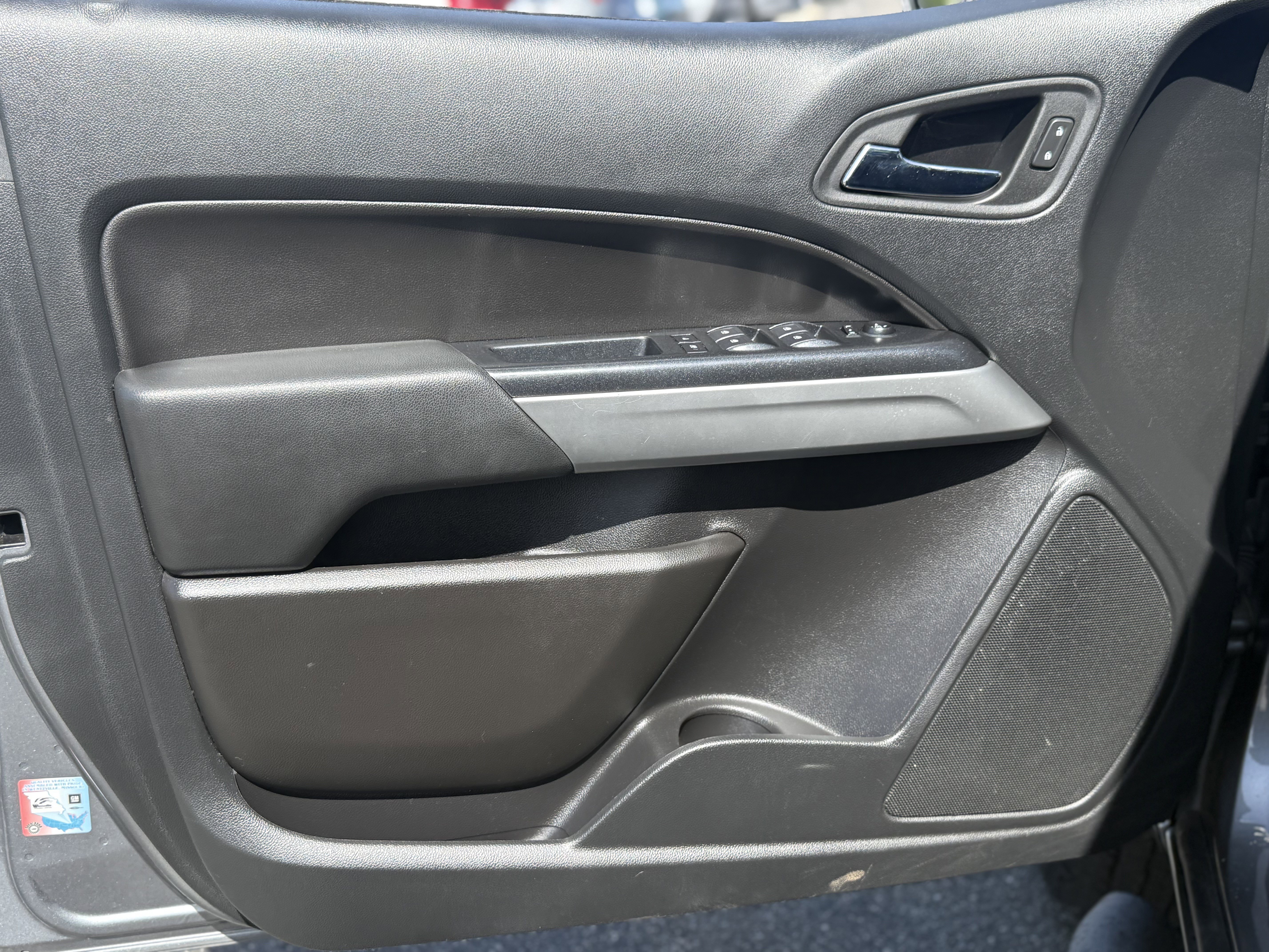 Used 2022 Chevrolet Colorado LT w/ LT Convenience Package RWD image 11