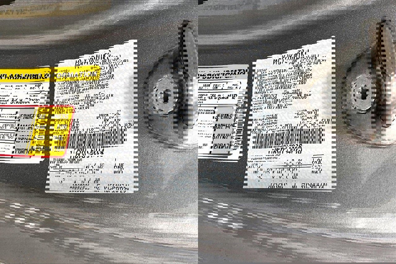 Used 2025 Ford Mustang GT Premium image 8