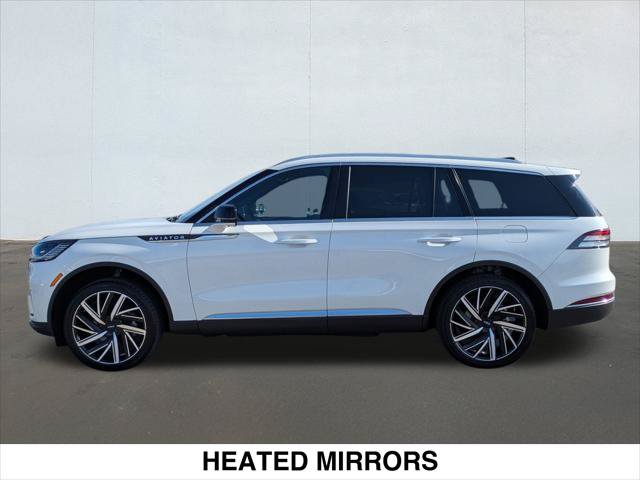 Used 2025 Lincoln Aviator Reserve w/ Equipment Group 201A AWD/4WD image 2