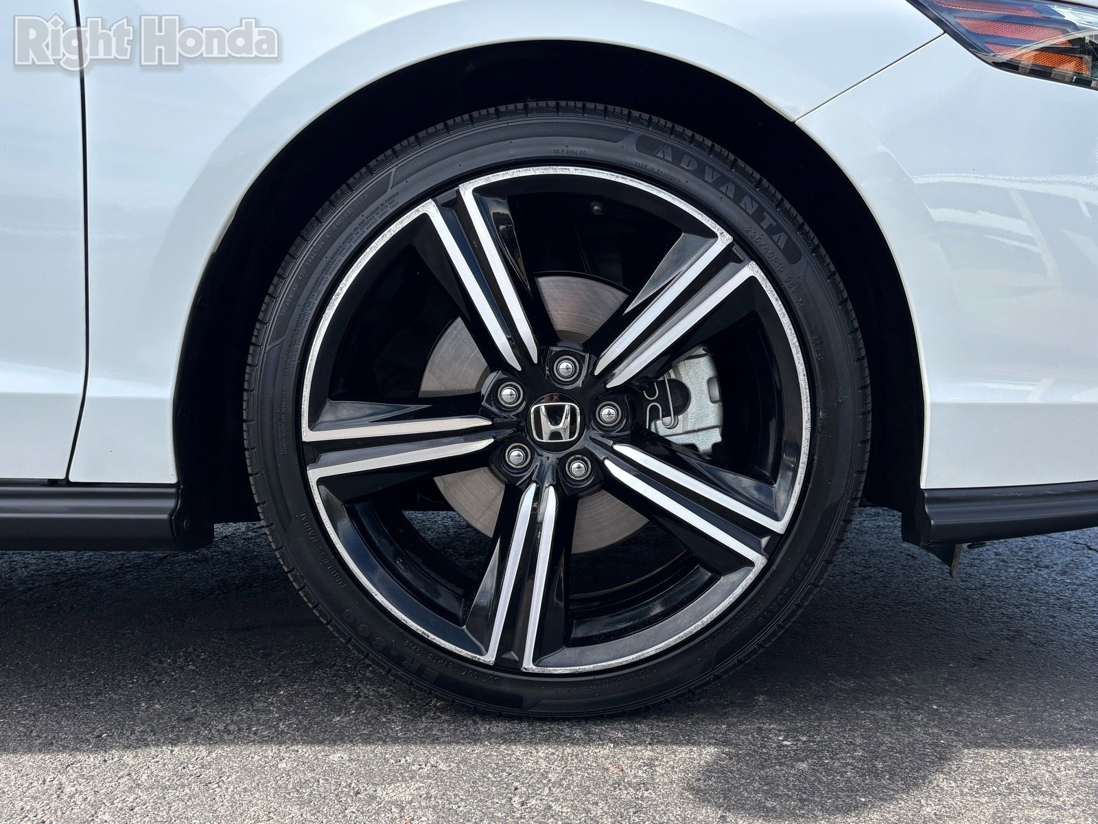 Used 2024 Honda Accord Sport image 10