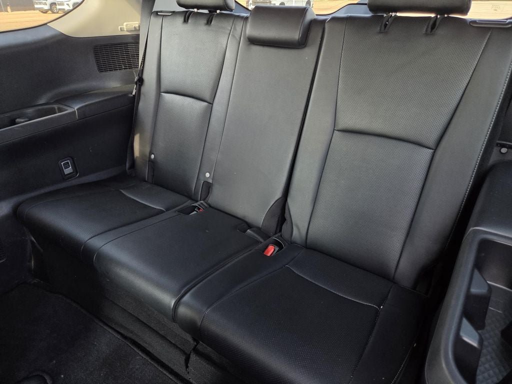 Used 2024 Toyota Grand Highlander FWD image 14