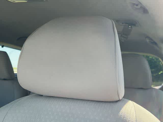 Used 2016 Kia Sedona LX w/ LX Convenience Package FWD image 25
