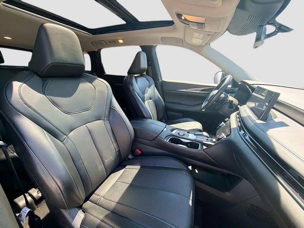 Used 2023 INFINITI QX60 Luxe w/ Cargo Package image 30