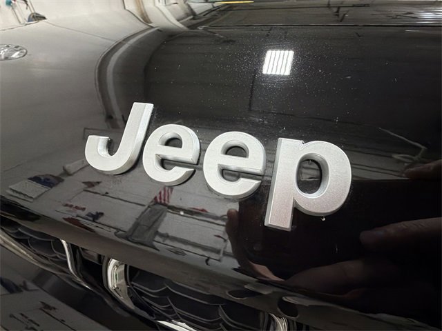 Used 2025 Jeep Grand Cherokee L Limited image 61