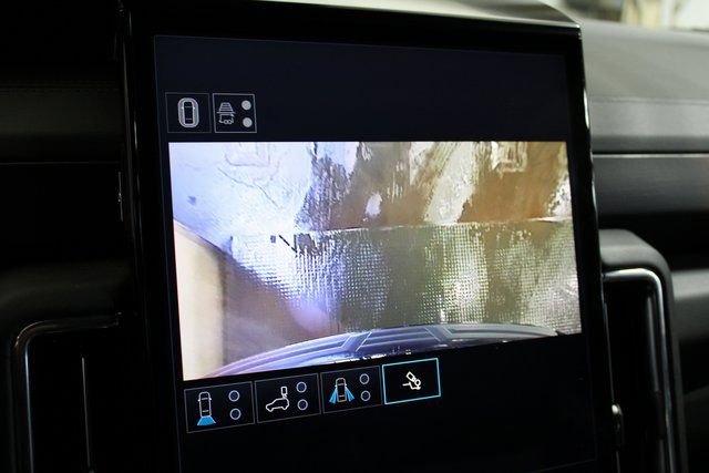 Used 2025 GMC Yukon Denali w/ Advanced Technology Package image 26