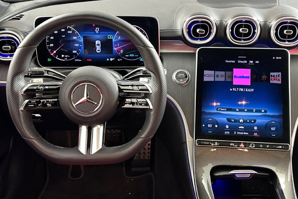 Used 2022 Mercedes-Benz C 300 Sedan image 16