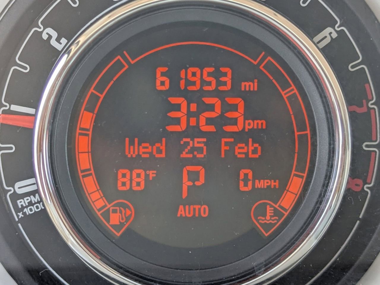 Used 2015 FIAT 500 Pop image 29