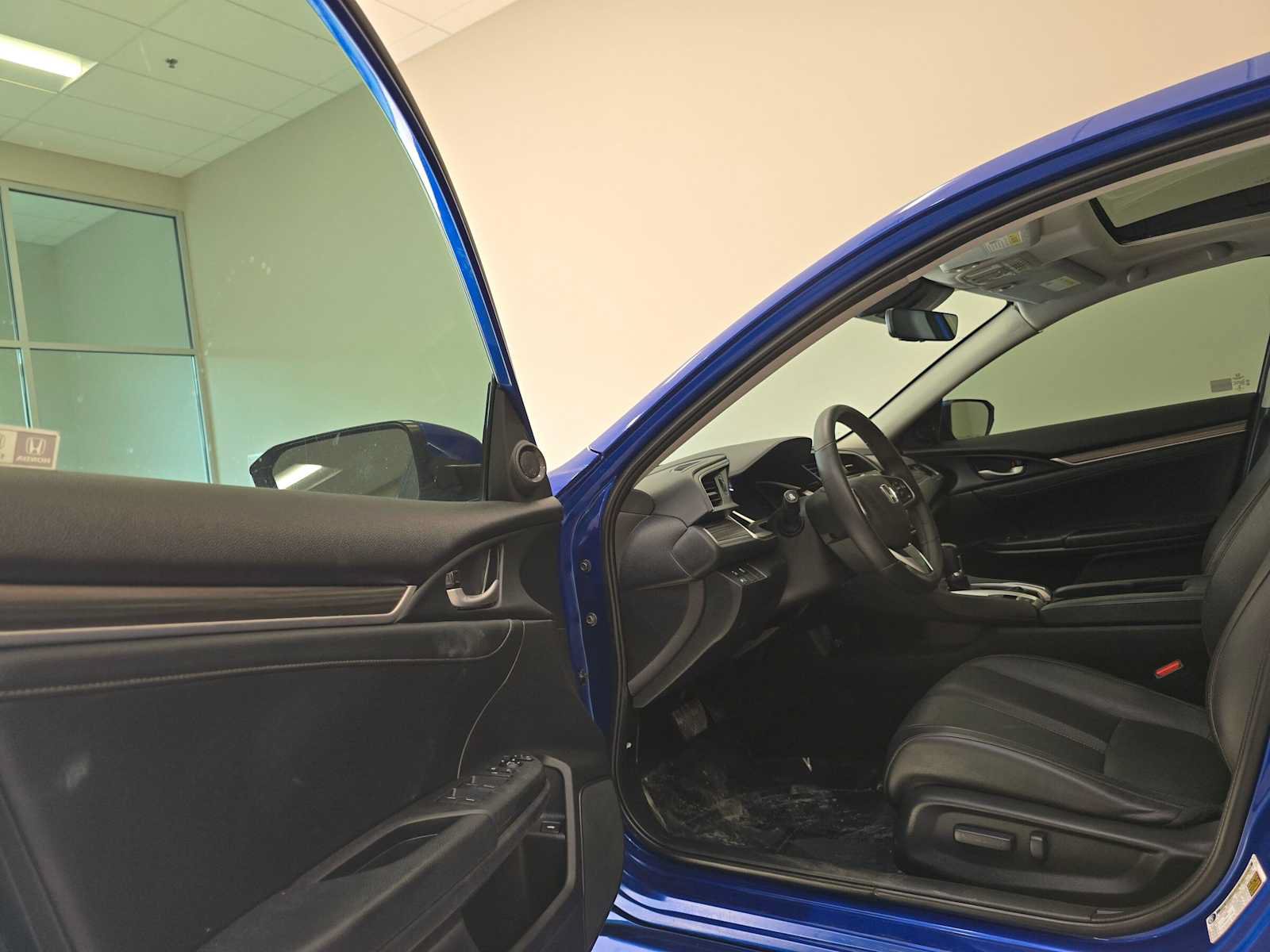 Used 2021 Honda Civic EX-L image 21