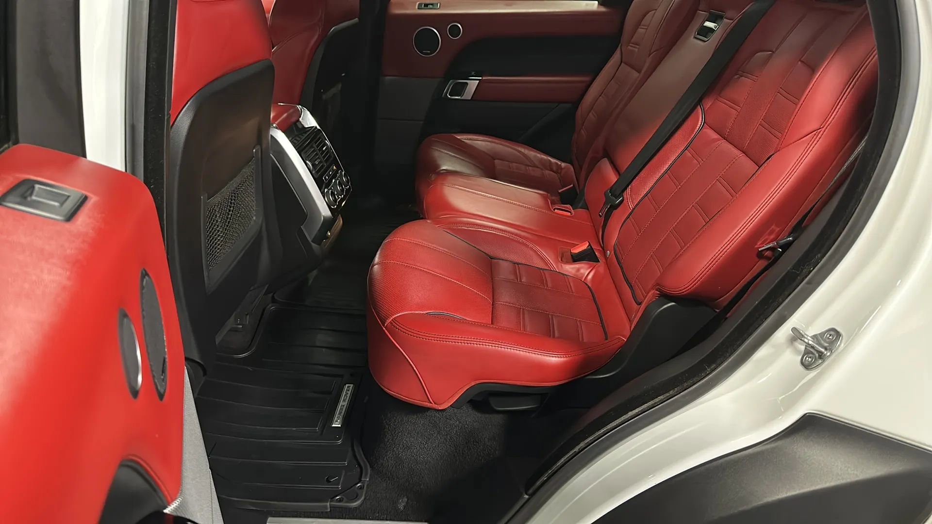 Used 2014 Land Rover Range Rover Sport Autobiography image 11