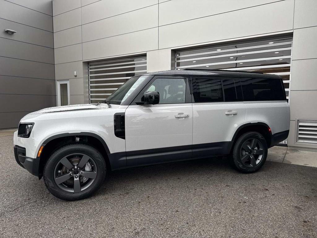 New 2026 Land Rover Defender 130 S AWD/4WD image 3