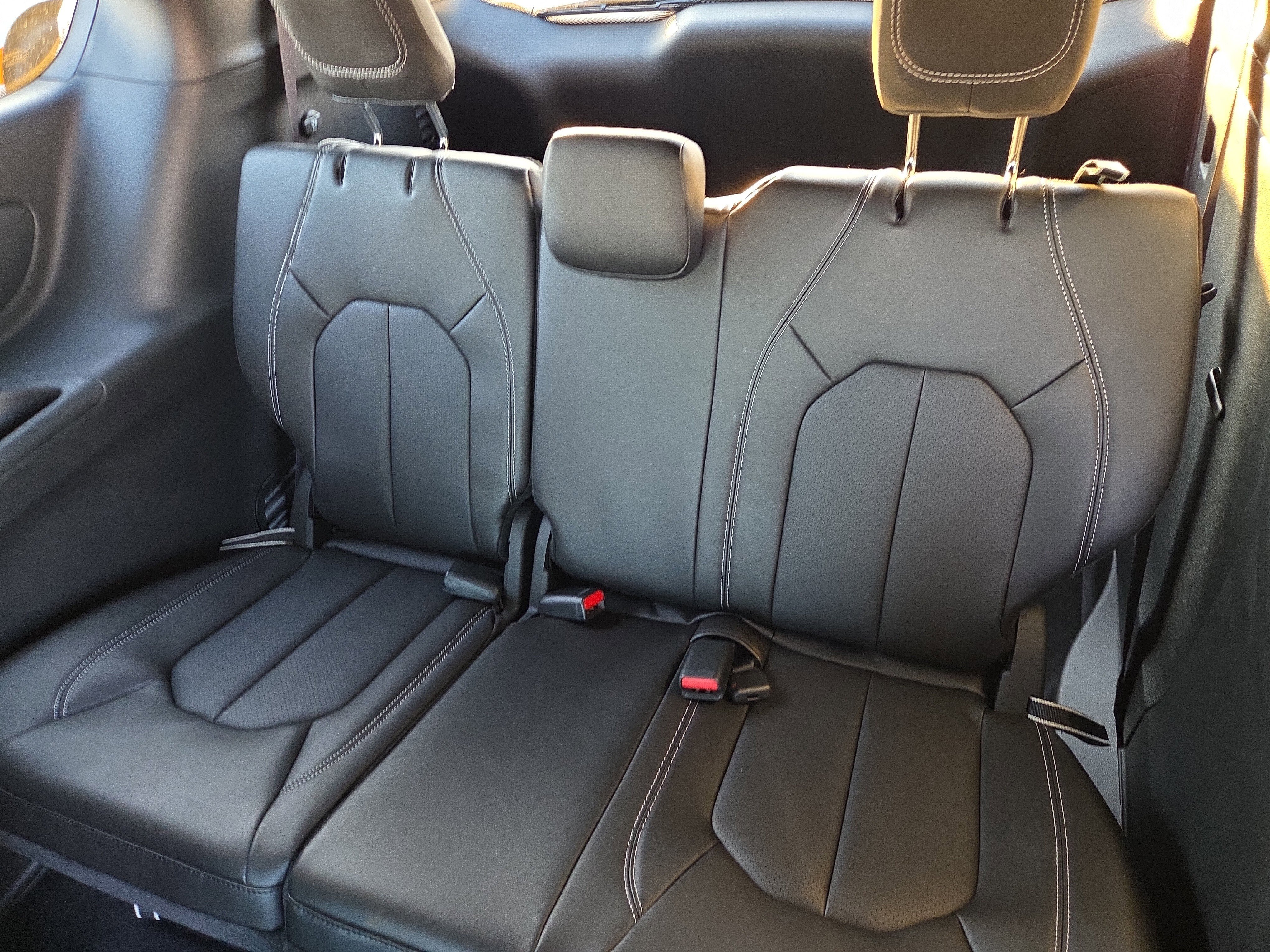 New 2026 Chrysler Voyager LX FWD image 7