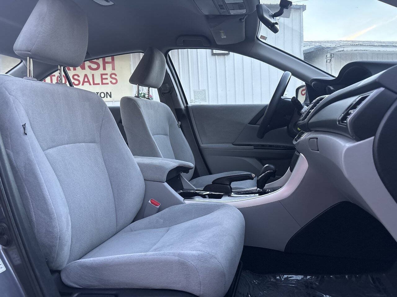 Used 2013 Honda Accord LX image 37