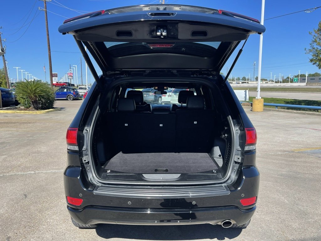 Used 2021 Jeep Grand Cherokee Laredo X image 11