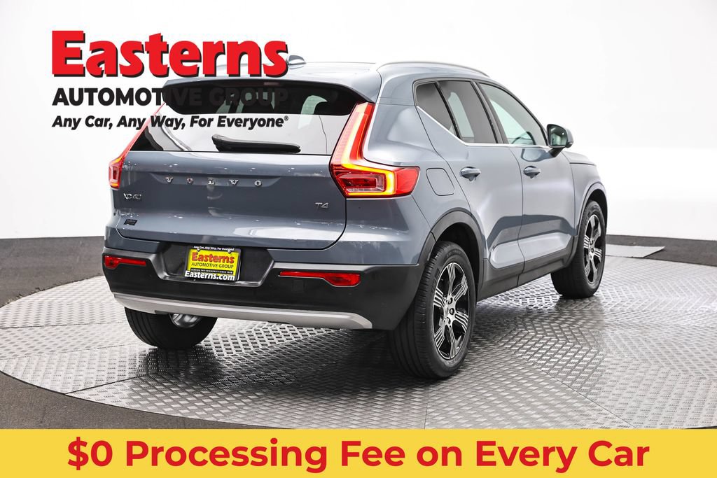 Used 2021 Volvo XC40 T4 Inscription FWD image 5