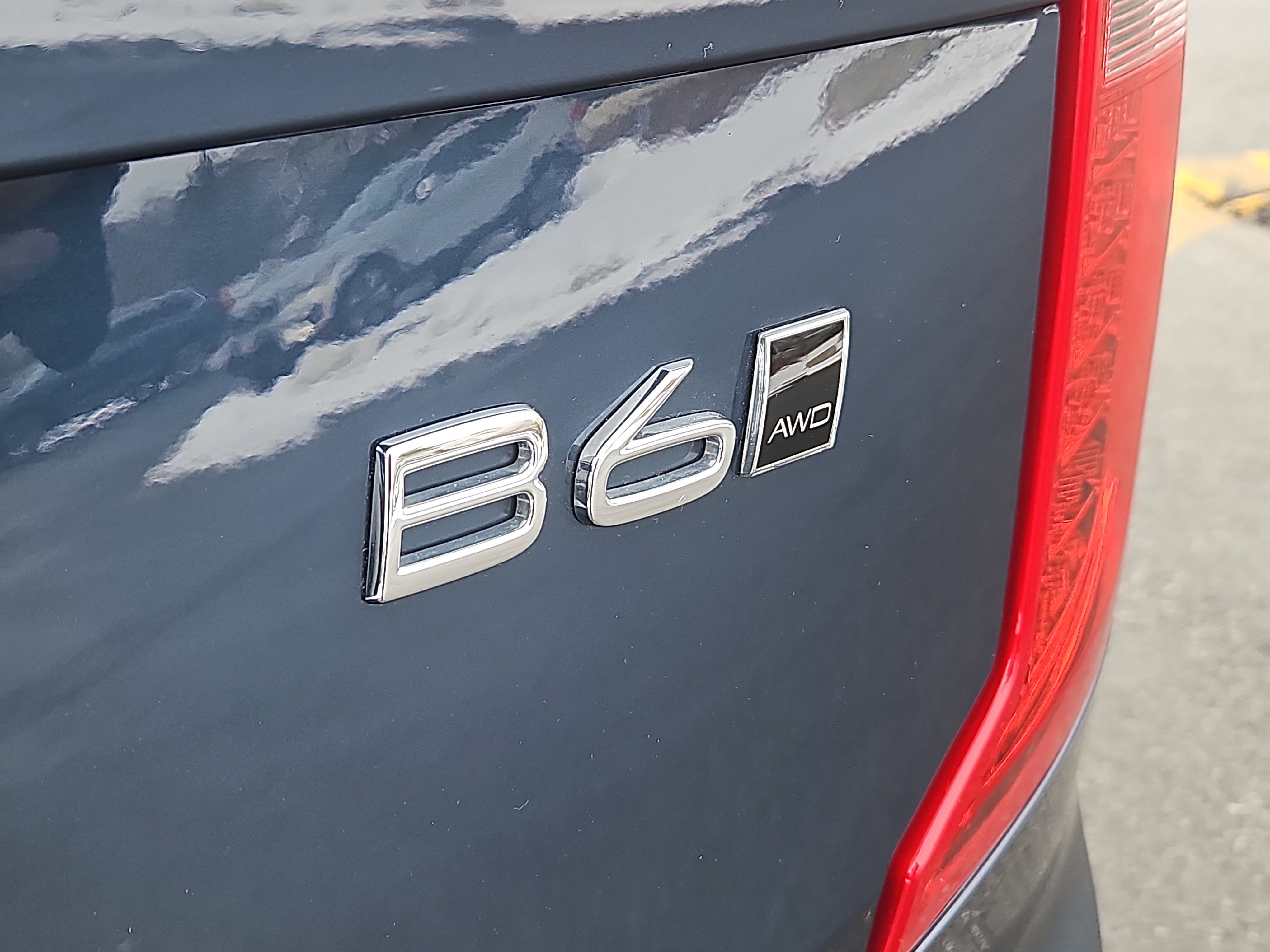 Used 2025 Volvo XC90 B6 Plus w/ Protection Package Premier image 5