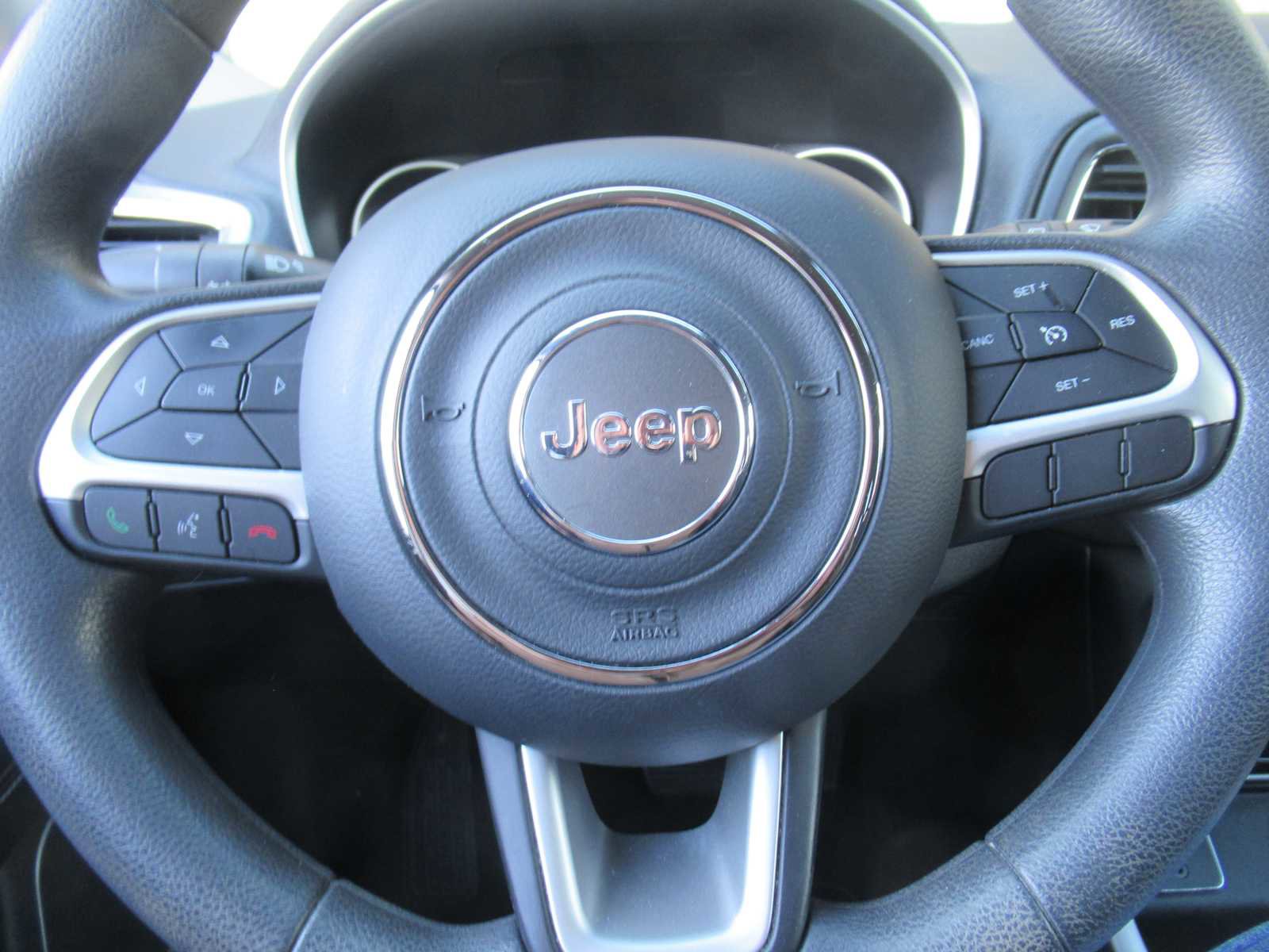 Used 2018 Jeep Compass Sport image 15