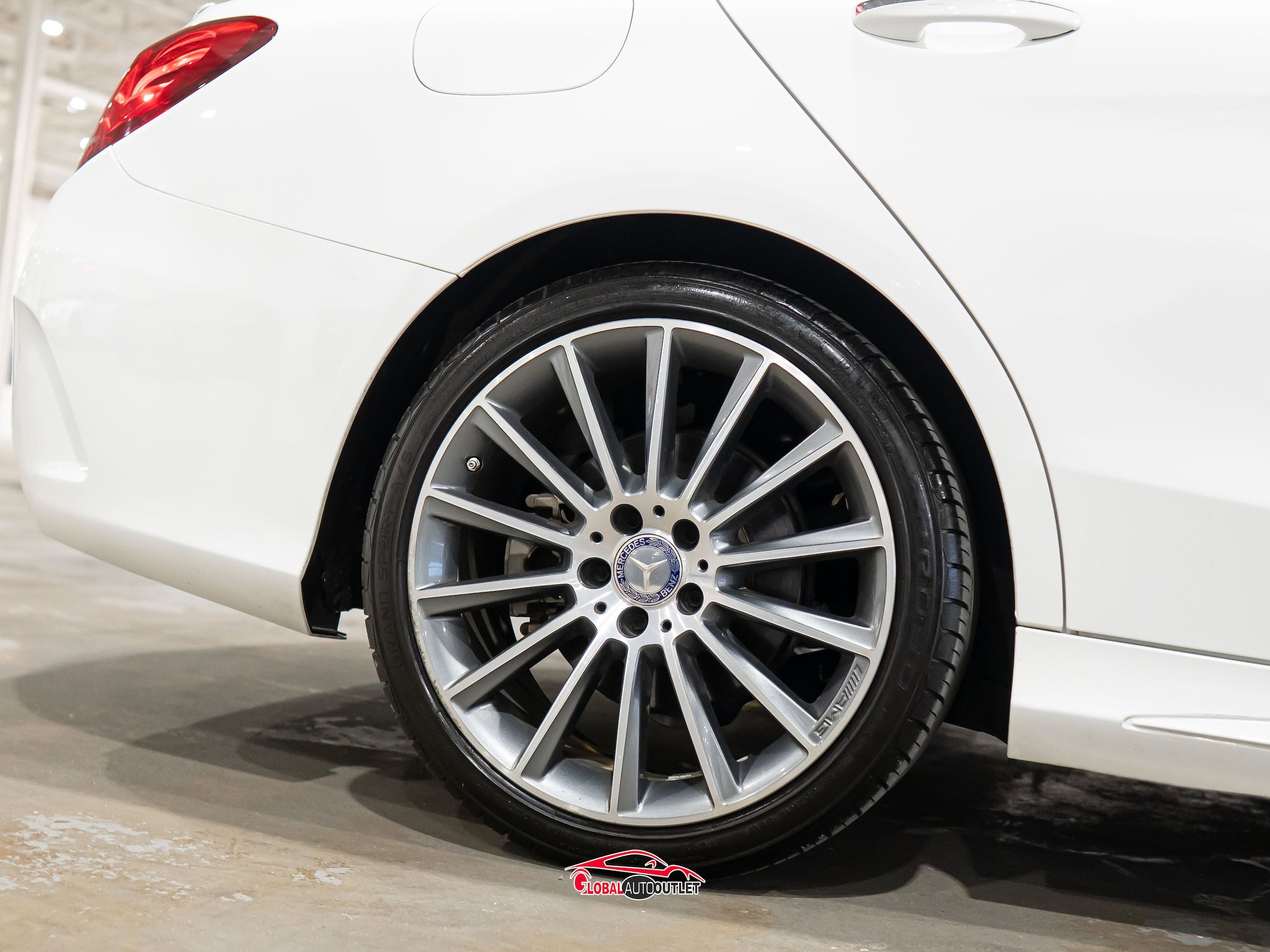Used 2016 Mercedes-Benz C 300 Sedan image 11
