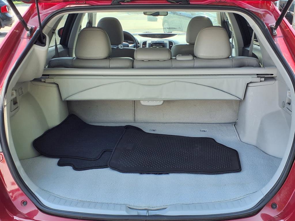 Used 2009 Toyota Venza AWD image 3