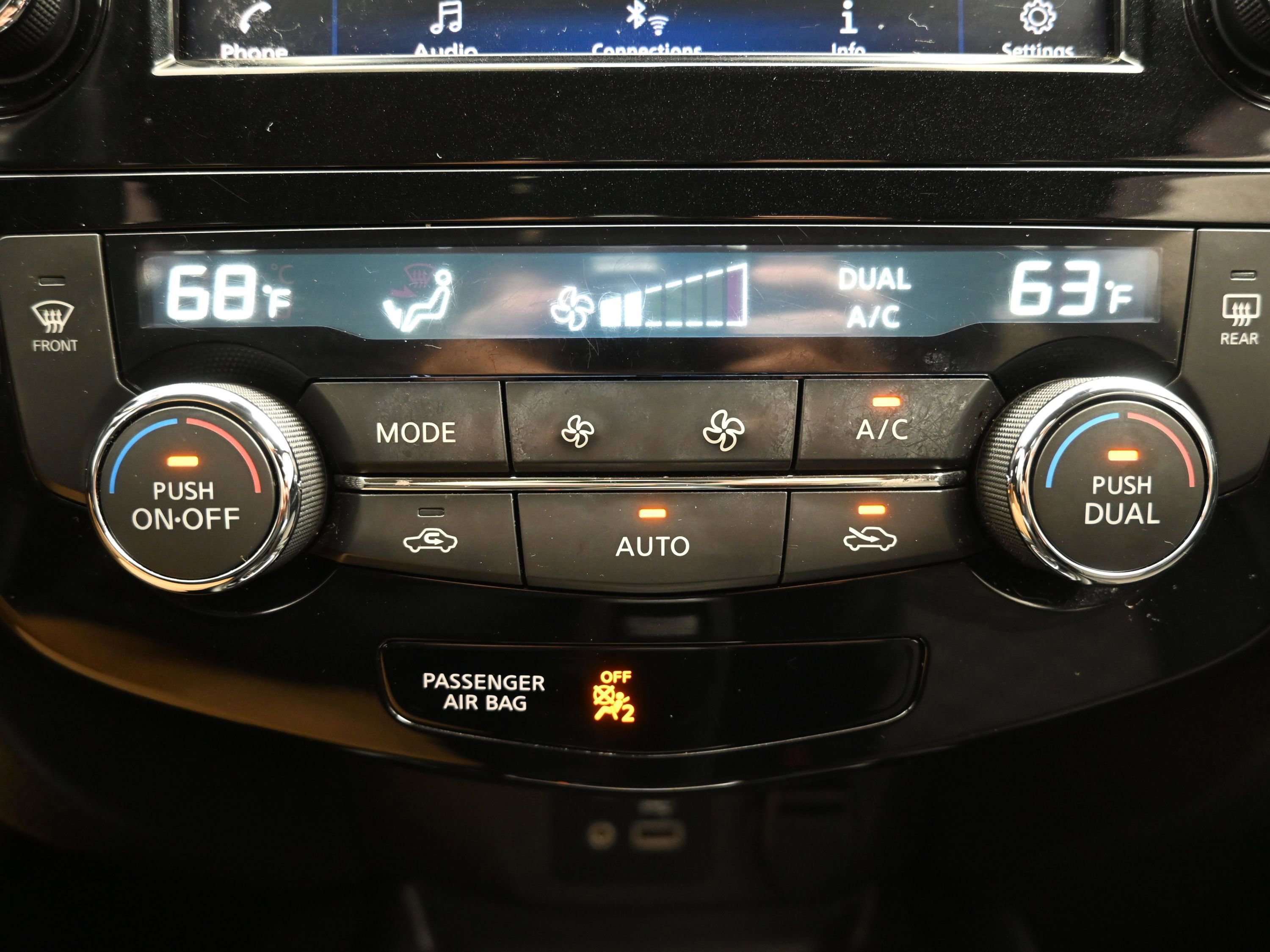 Used 2020 Nissan Rogue Sport SV image 17