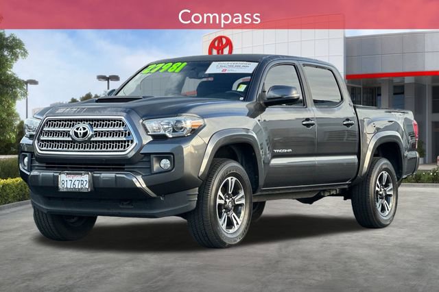 Certified 2017 Toyota Tacoma TRD Sport image 12