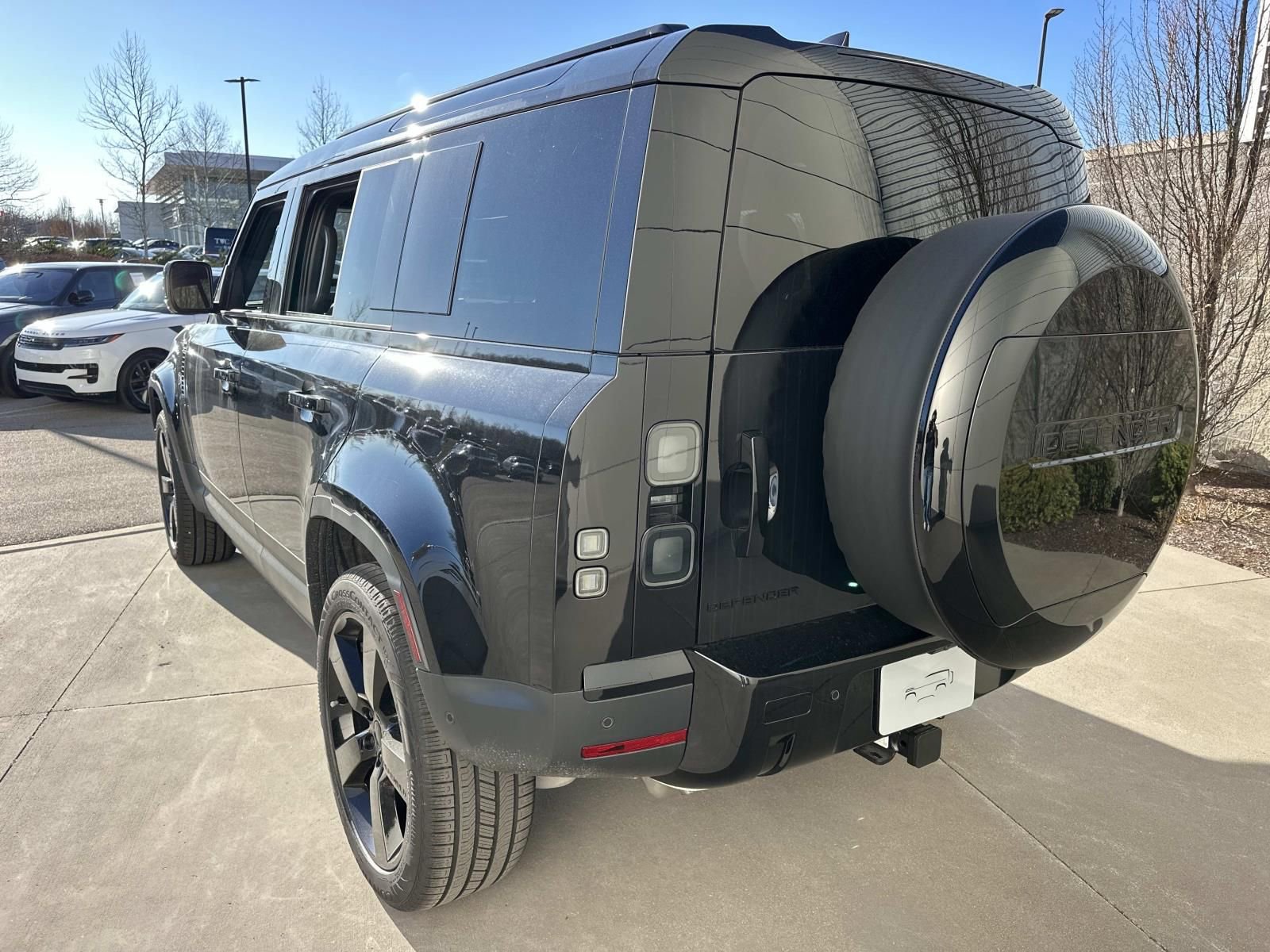 New 2026 Land Rover Defender 110 S image 7