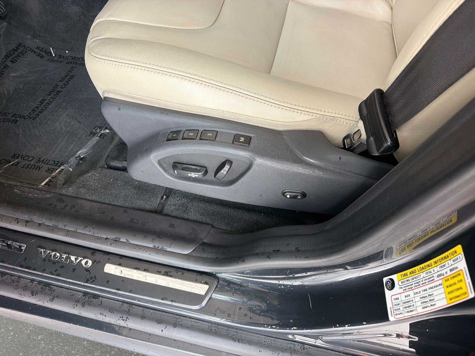Used 2016 Volvo XC60 T5 Premier w/ Proximity Package FWD image 21