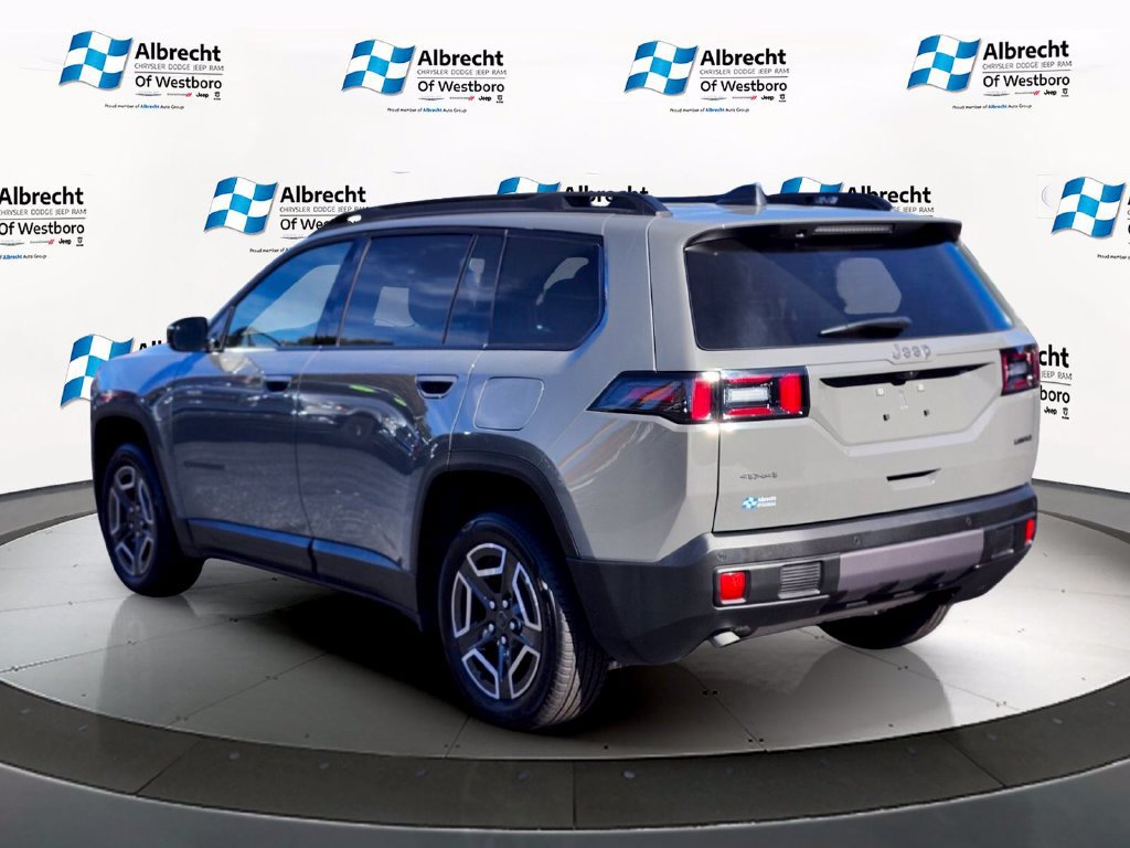 Used 2026 Jeep Cherokee Limited AWD/4WD image 3