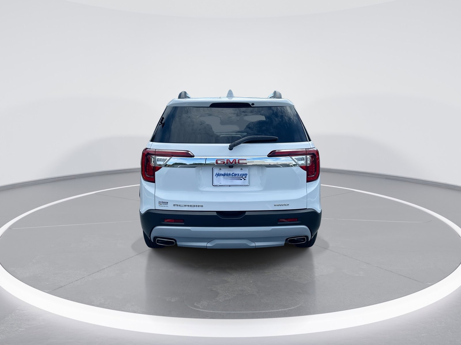 Used 2023 GMC Acadia SLE w/ Driver Convenience Package AWD/4WD image 8