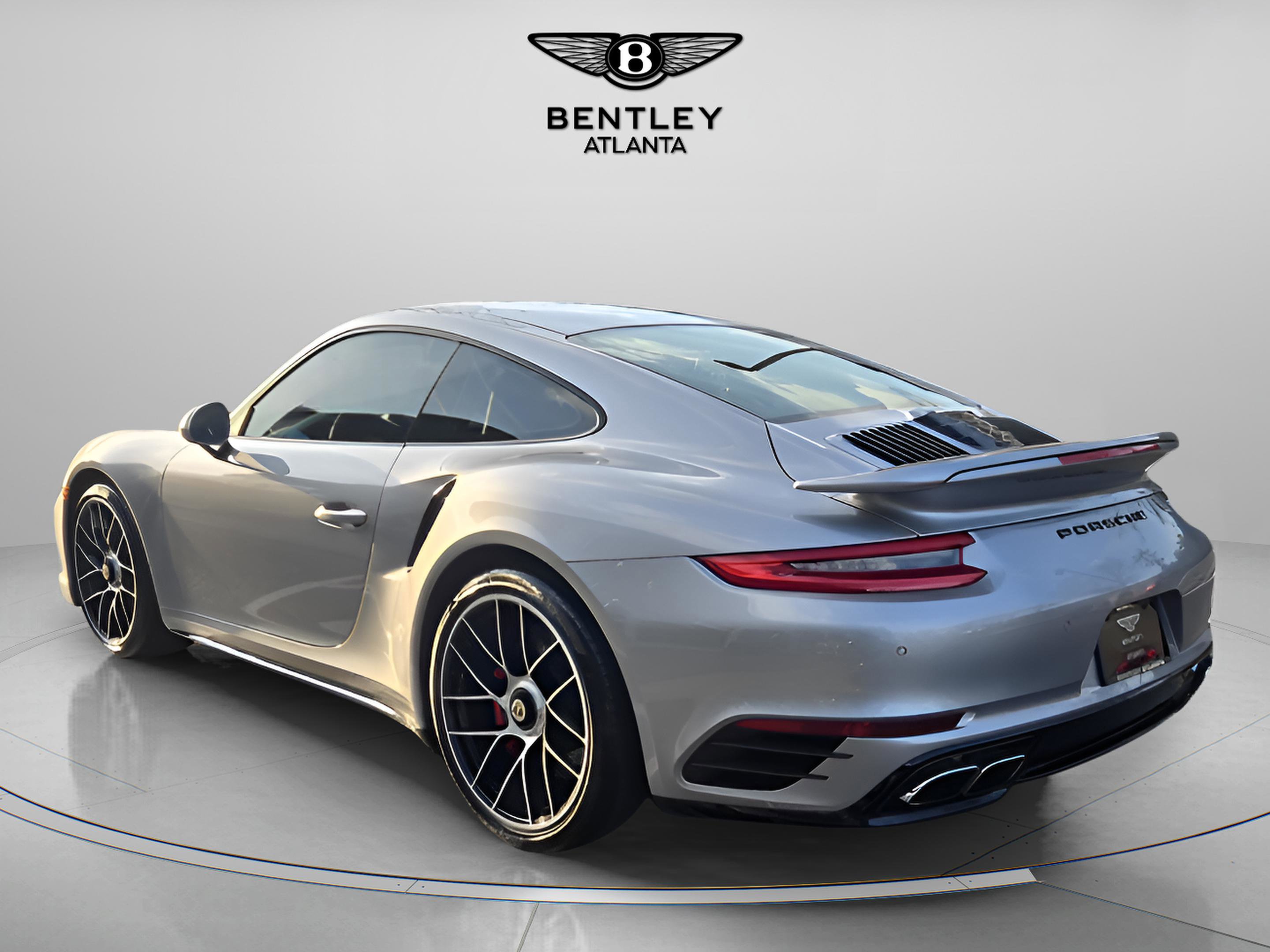 Used 2019 Porsche 911 Turbo image 5