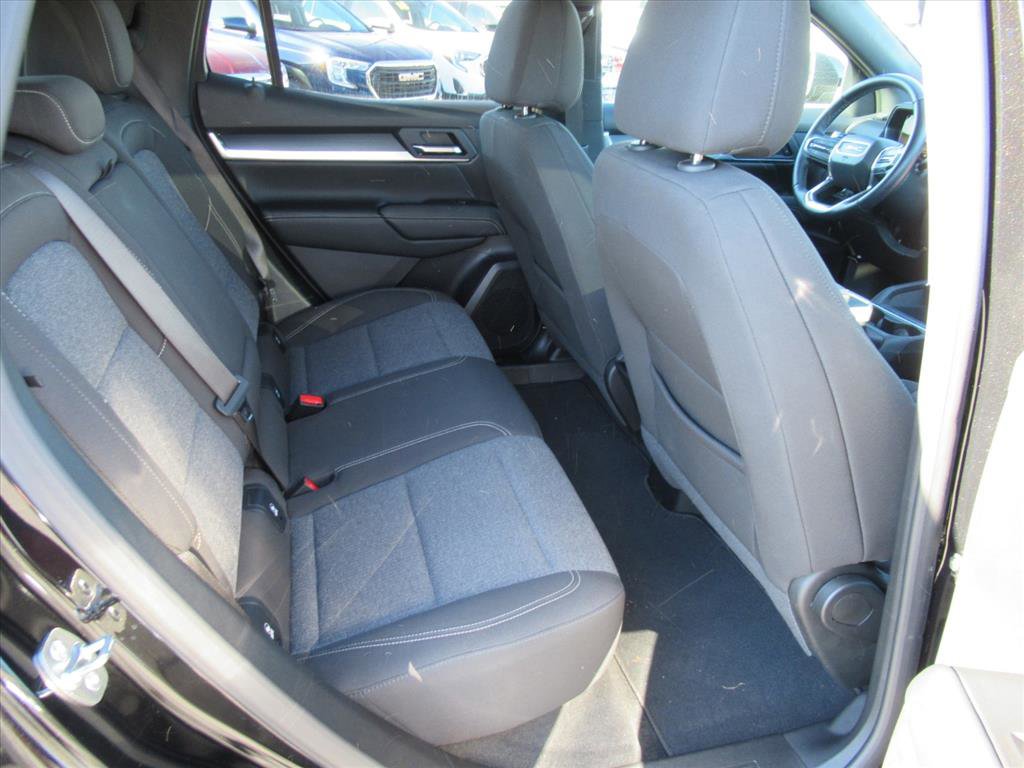 Used 2025 GMC Terrain Elevation image 24