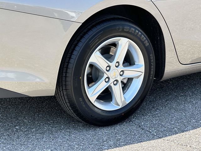 Used 2023 Chevrolet Malibu LT FWD image 30