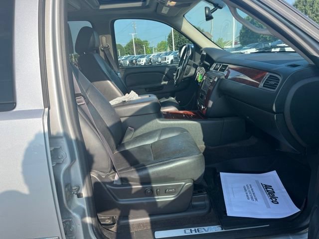 Used 2014 Chevrolet Tahoe LTZ AWD/4WD image 45