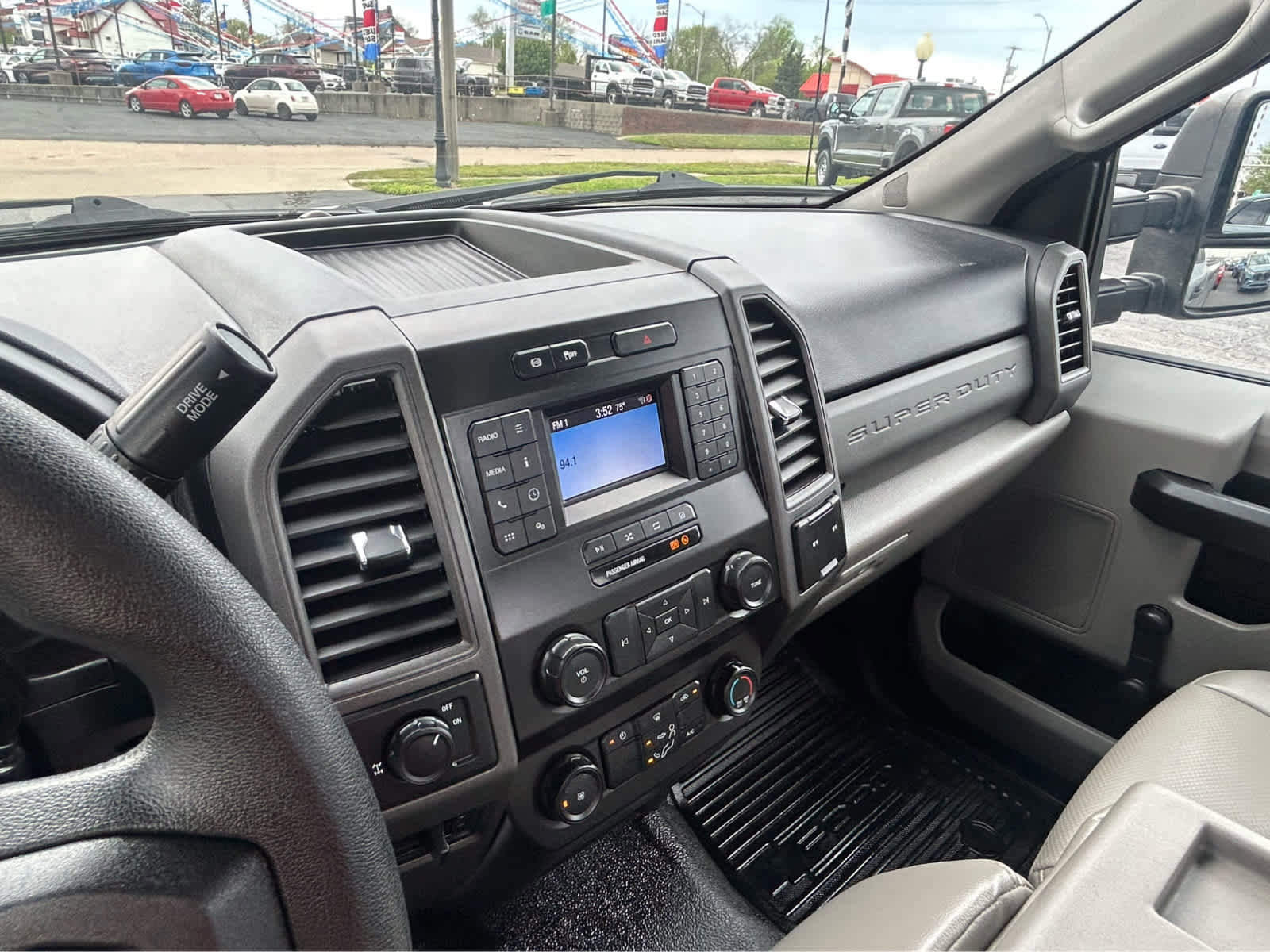 Used 2021 Ford F250 XL image 20