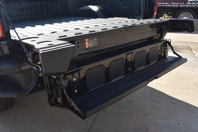 New 2026 Chevrolet Silverado 2500 ZR2 w/ LPO, Dark Essentials Package AWD/4WD image 13