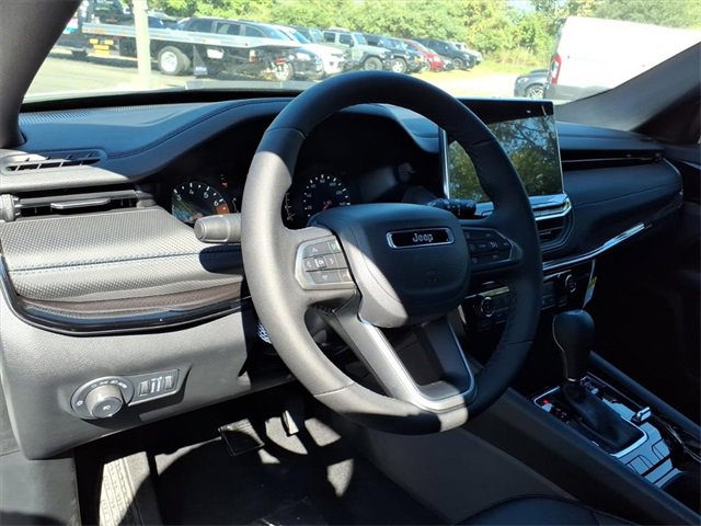 New 2026 Jeep Compass Limited image 15