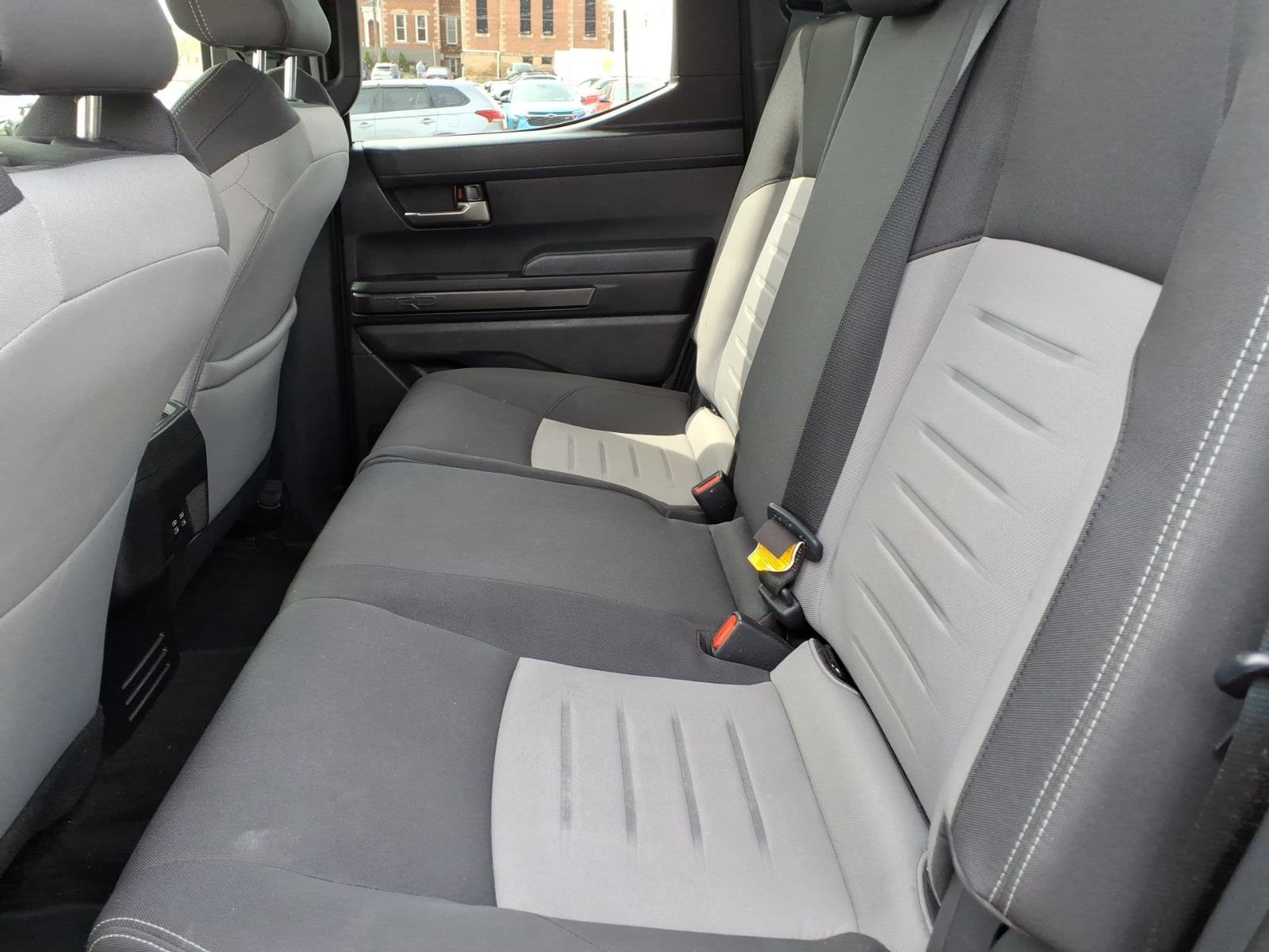 Used 2025 Toyota Tacoma TRD Sport image 12