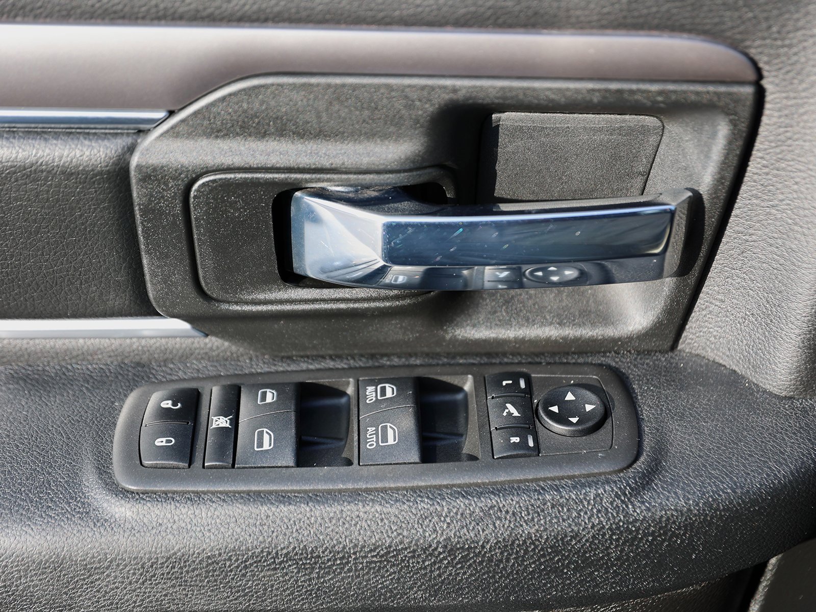 Used 2022 RAM 1500 Classic Warlock w/ Electronics Group image 30