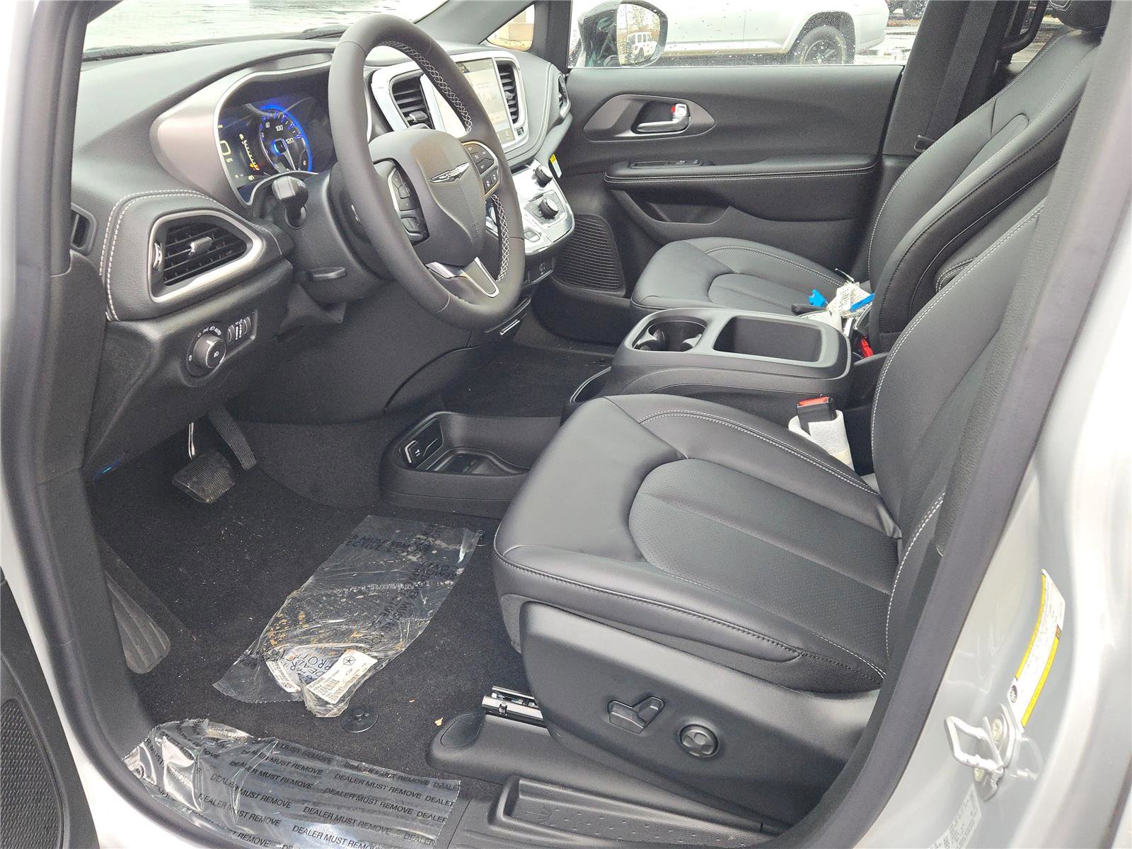 New 2026 Chrysler Pacifica Select image 23