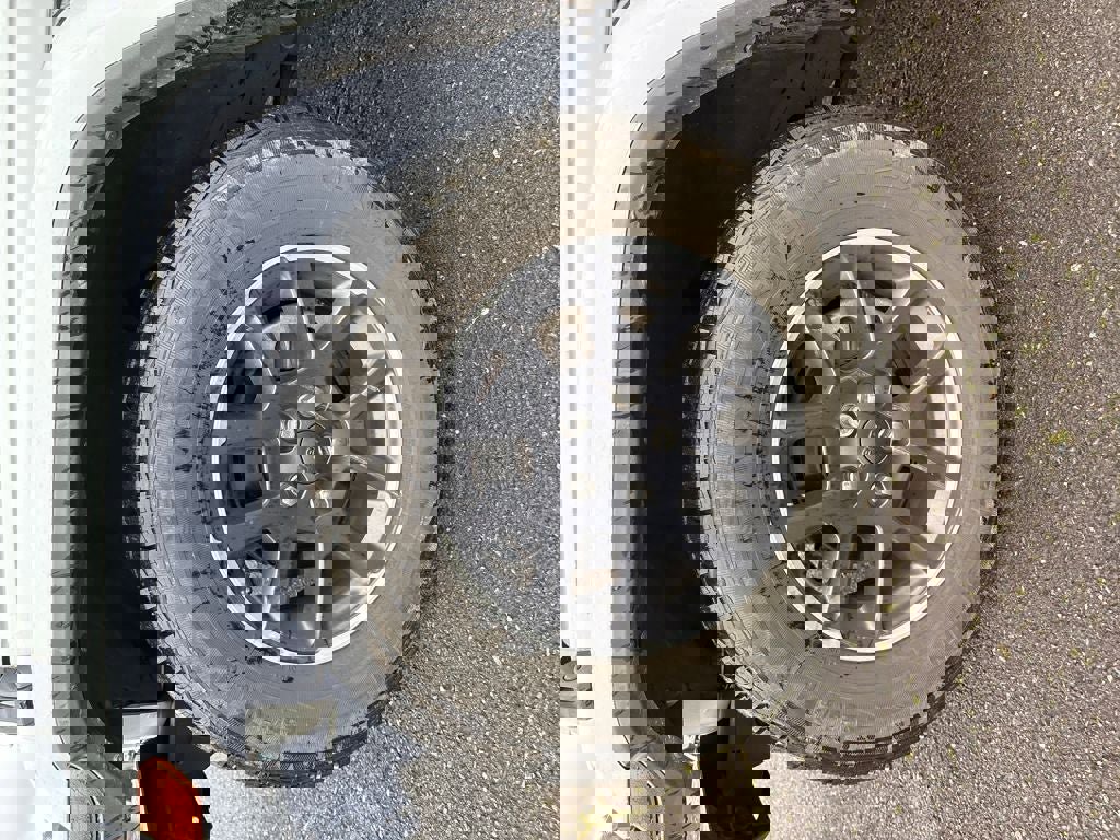 Used 2021 Jeep Gladiator Overland image 14