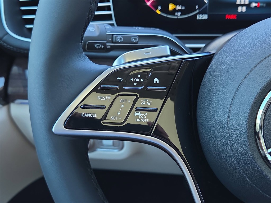 New 2026 Mercedes-Benz GLS 450 4MATIC image 22