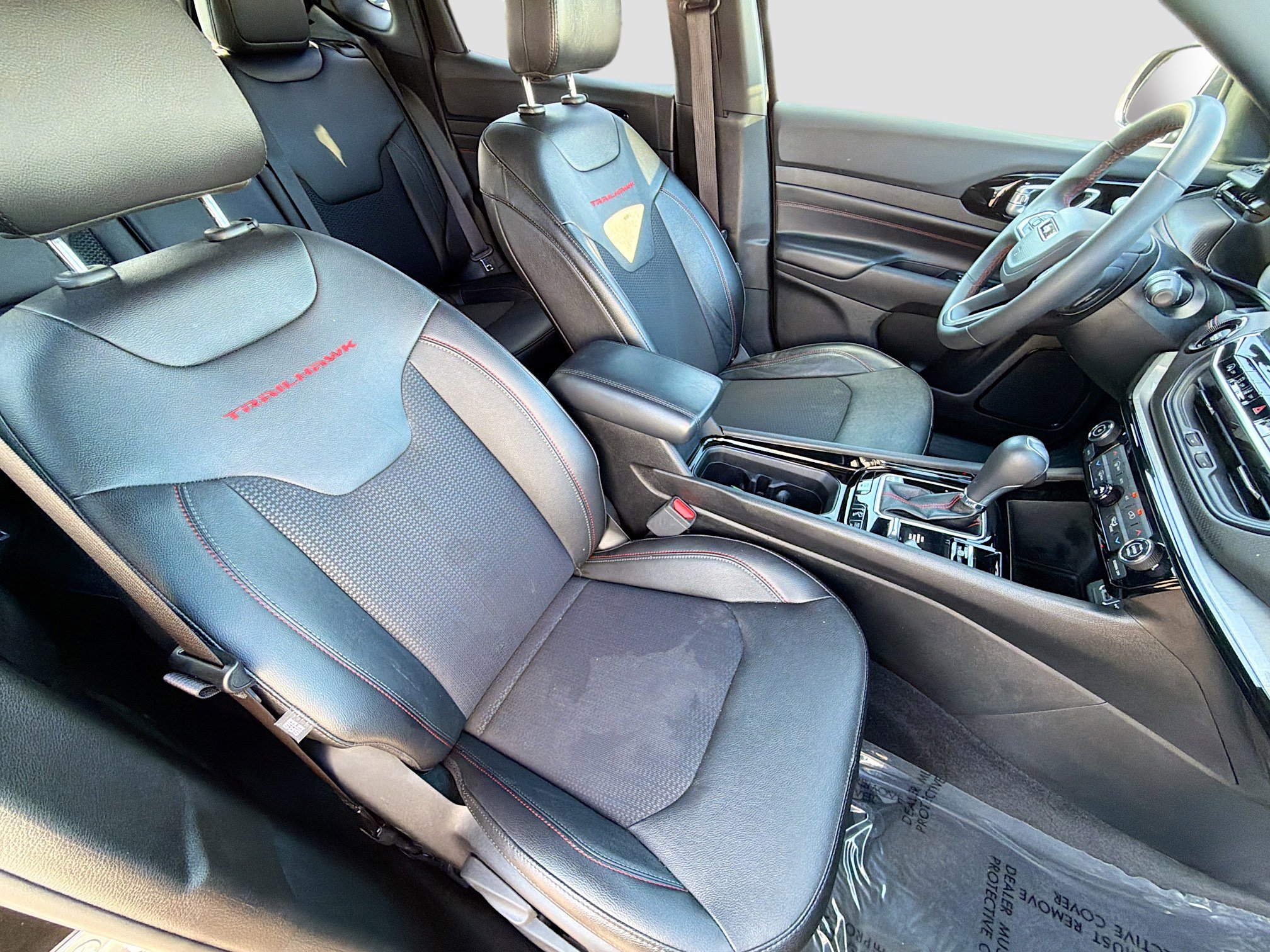 Used 2023 Jeep Compass Trailhawk image 14