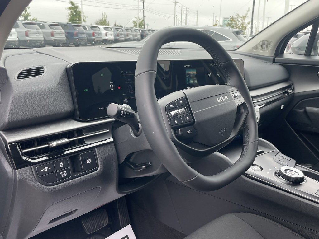 New 2026 Kia Sportage LX image 9